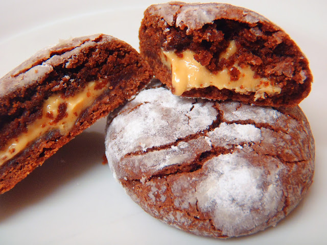 Galletas Rellenas De Mantequilla De Cacahuete.
