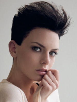 http://2.bp.blogspot.com/-BfpSvxfrPXY/TkPBumeTjdI/AAAAAAAAAzQ/P7okLcT74wM/s400/Short+Hair+Style+Ideas+for+Women+2011-2012+%25285%2529.jpg
