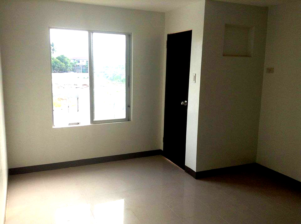 rent to own condo in cebu urban deca homes labangon FOR SALE CHEAP STUDIO TYPE CONDO IN URBAN