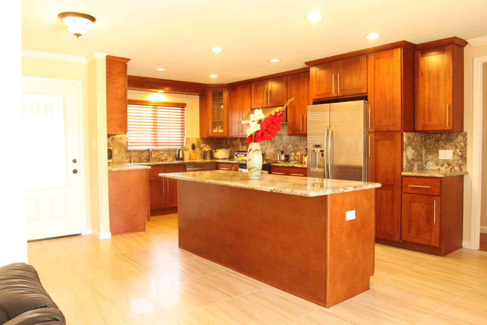 Kitchen ideas with cherry cabinets Cherry Shaker Kitchen Cabinets Hardware