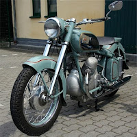 sepeda motor sepeda motor