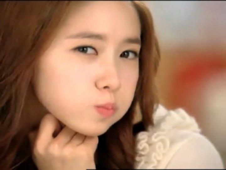 Yoona Pout