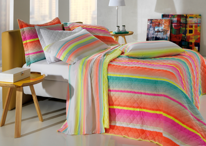 Lojas ARTEX lançam moda flúor para decoração Lojas ARTEX lançam moda flúor para decoração