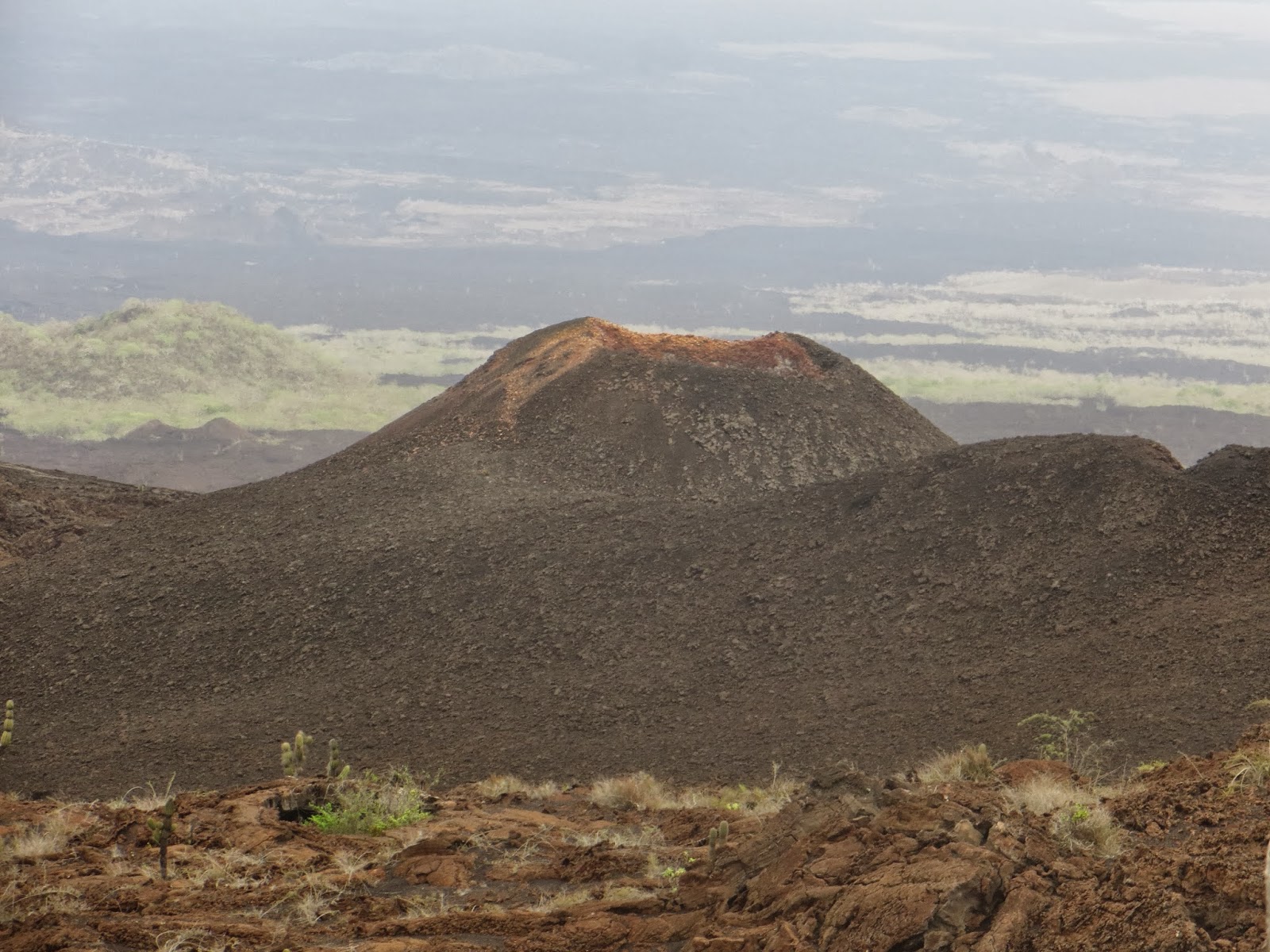 Monzena Mochilera: Sierra Negra volcano - Isabela Island - Galapagos