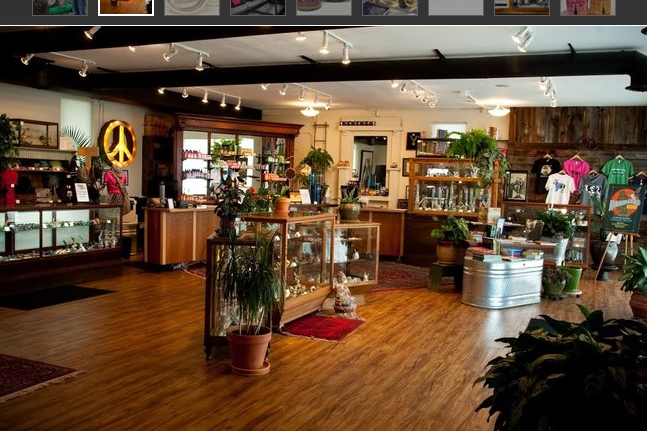 O The Farm,vende maconha, produtos naturais e orgânicos também no Colorado. O The Farm,vende maconha, produtos naturais e orgânicos também no Colorado.
