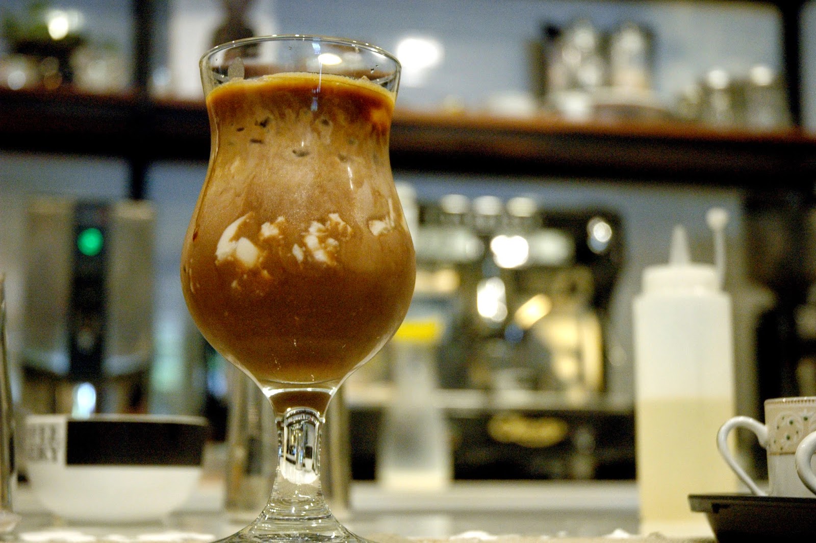DUDE FOR FOOD Real Coffee Indulgence at The Coffee Beanery