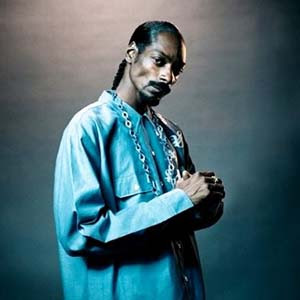 Snoop Dogg ft. John Legend & Kanye West - Eyez Closed Lyrics | Letras | Lirik | Tekst | Text | Testo | Paroles - Source: mp3junkyard.blogspot.com