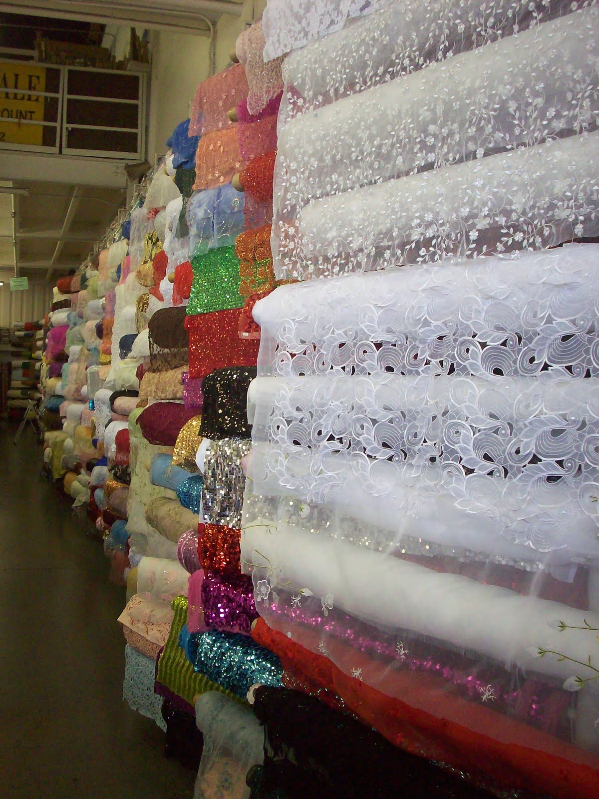 POPPYSEED FABRICS A must see while in Hawaii...