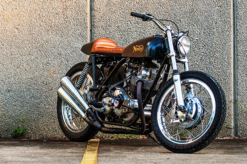 CUSTOM NORTON COMMANDO