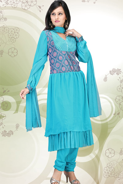 Fashion Clothing  Women on Islamic Women  New Pakistani Clothes For Women 2011