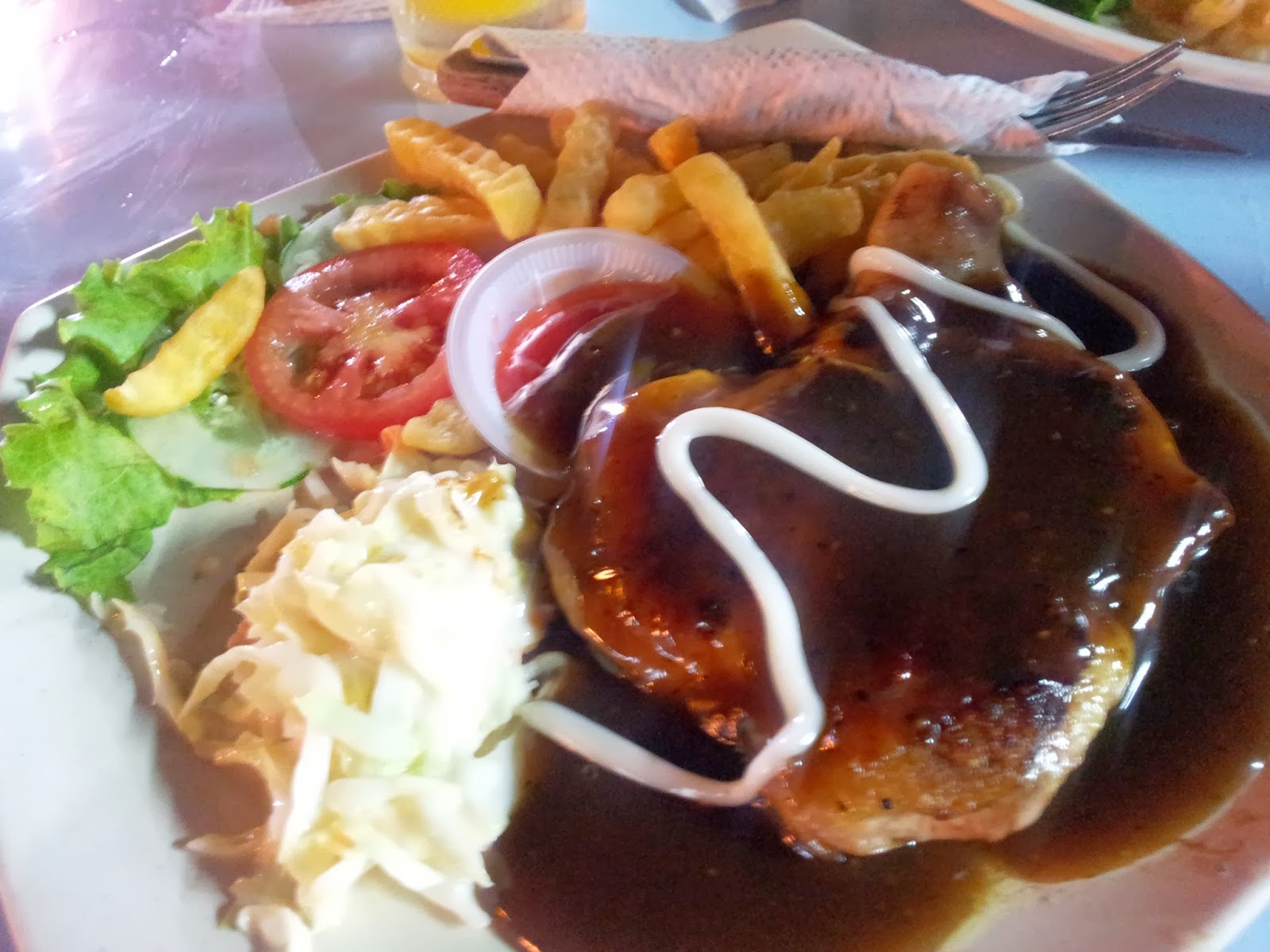 Syazwana Jamal Chicken Chop Hutan Bandar RM5 Yang pemes tuuuuu.