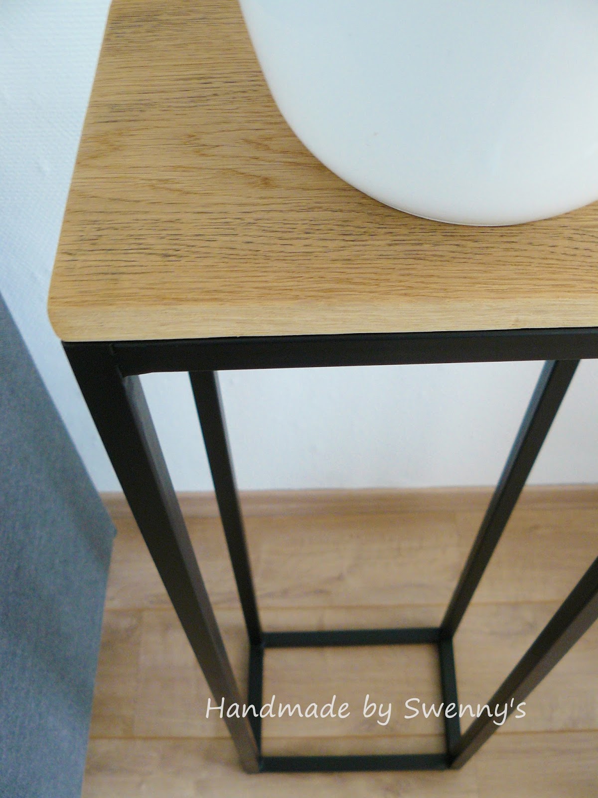 Swenny's creations: stalen plantentafel, home made Woonkamer plank systeem witte