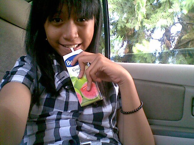 Attractive Woman Not A Strong Heart Woman Still Can Cry If I Feel Bad Like You You Yes You Nevenland Family