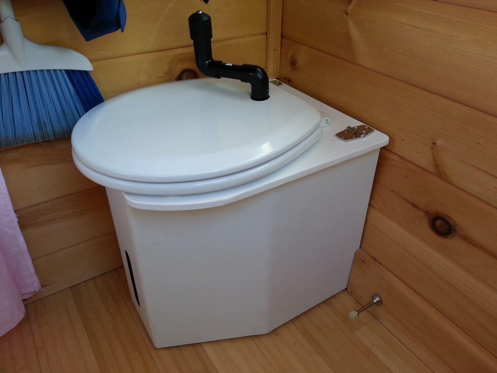 best composting toilet 2014 tinysol moosehead lake with a composting toilet best composting toilet 2014 tinysol moosehead lake with a composting toilet