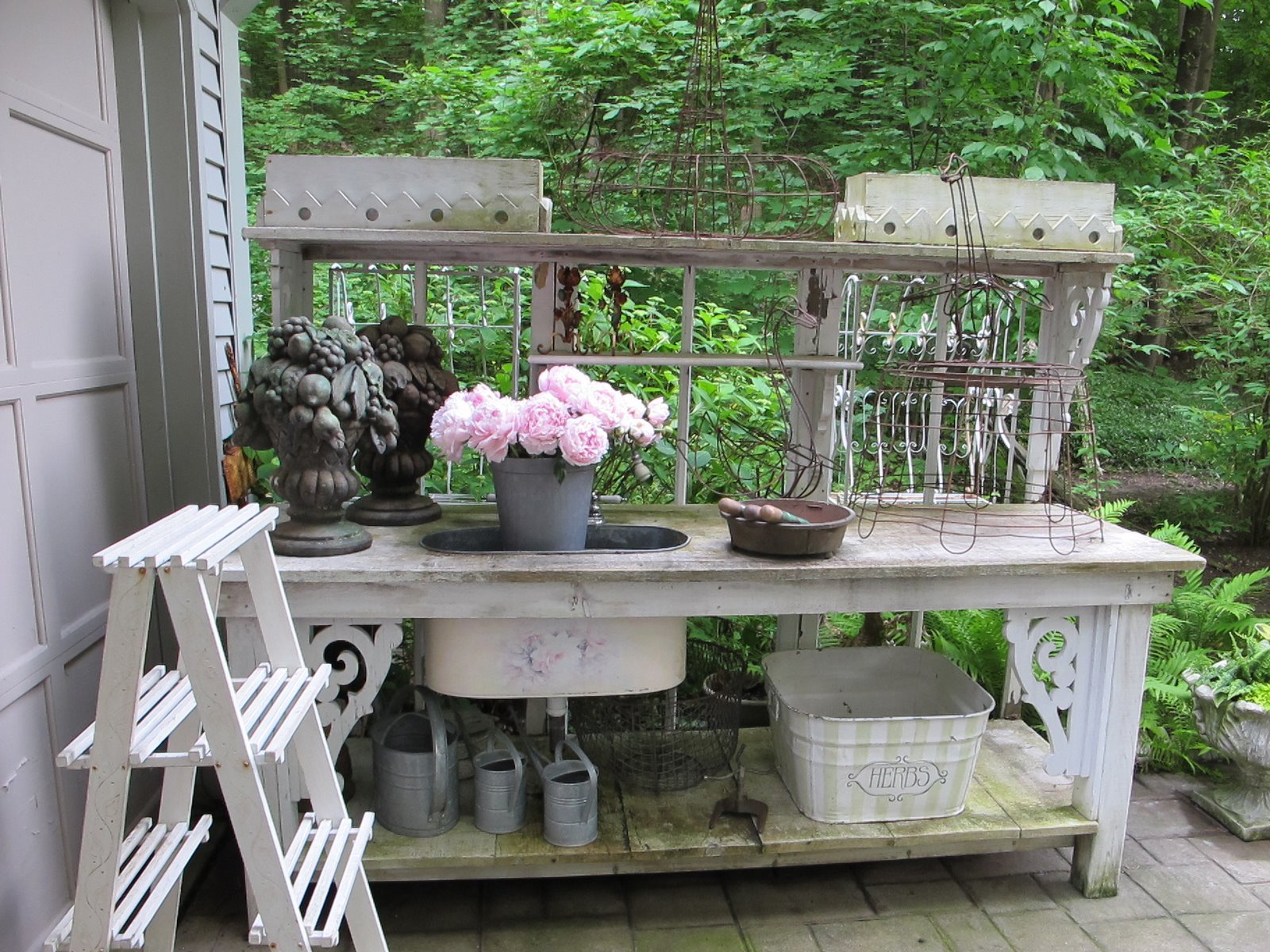 Acorn Lane Vintage Living Potting Benches