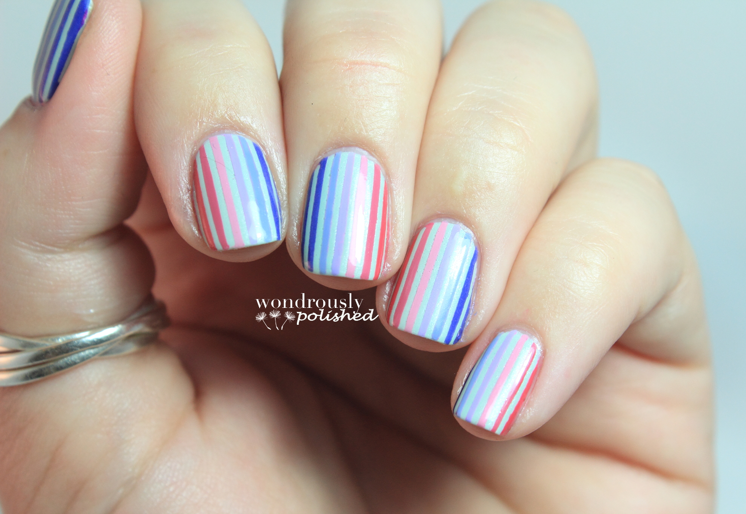 stripes nail art idea