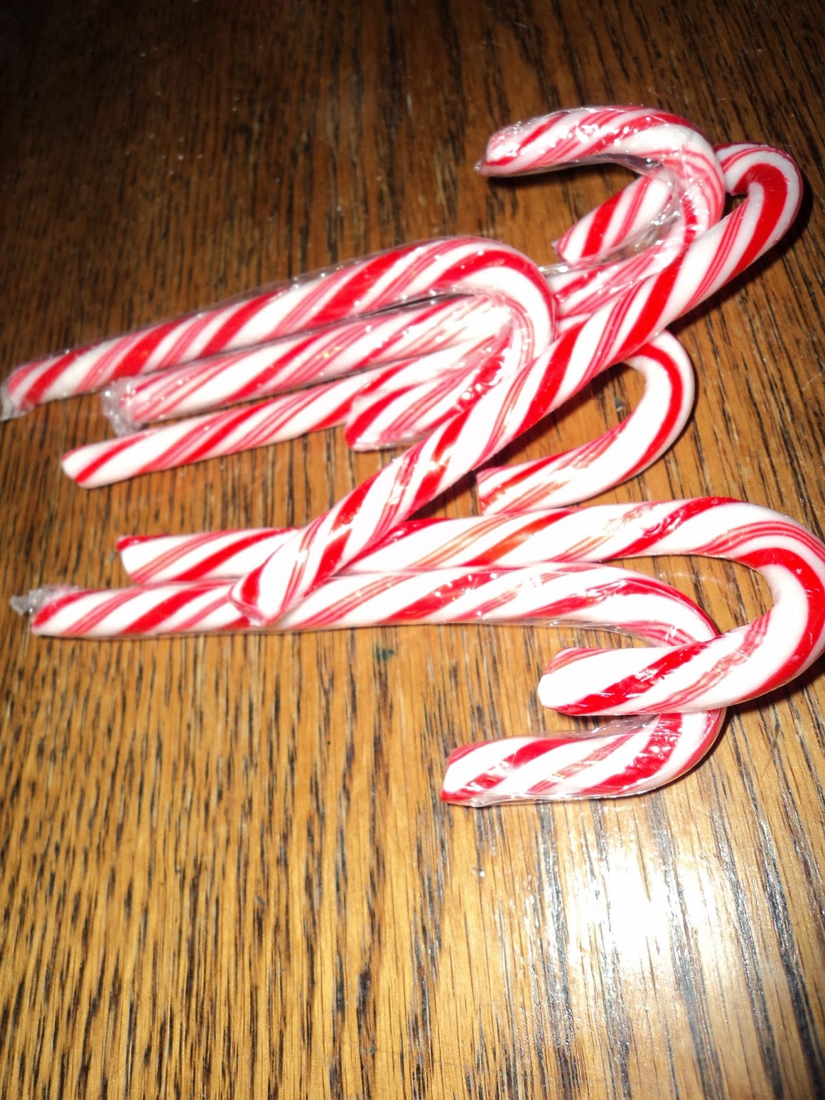 How to make a Candy Cane Basket Redo It Yourself Inspirations How