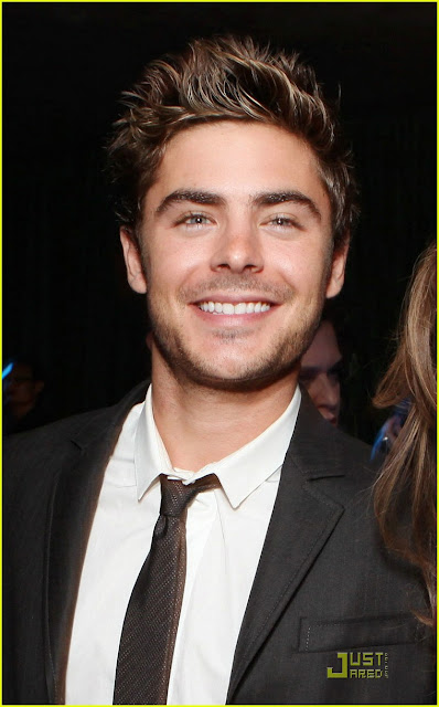 Zac Efron Hot