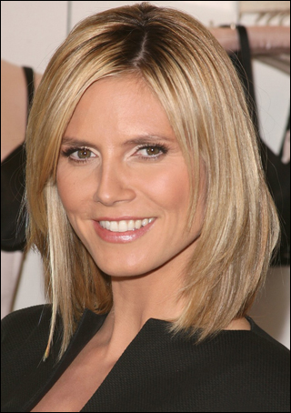 Mersers Hairstyles How To Cut Layers Into A Long Bob Hairstyle