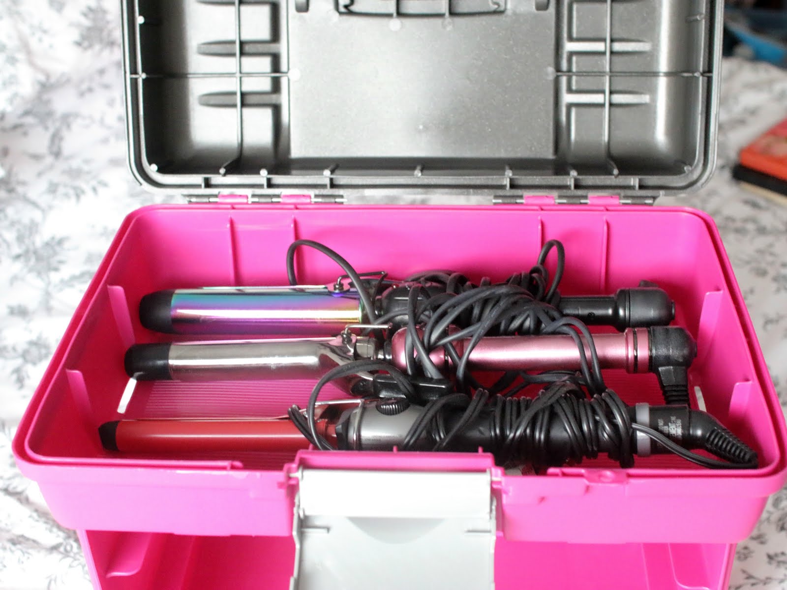 Elle Sees Beauty Blogger in Atlanta How to Organize Makeup FAST