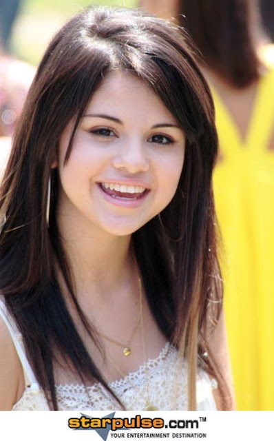 selena gomez hair