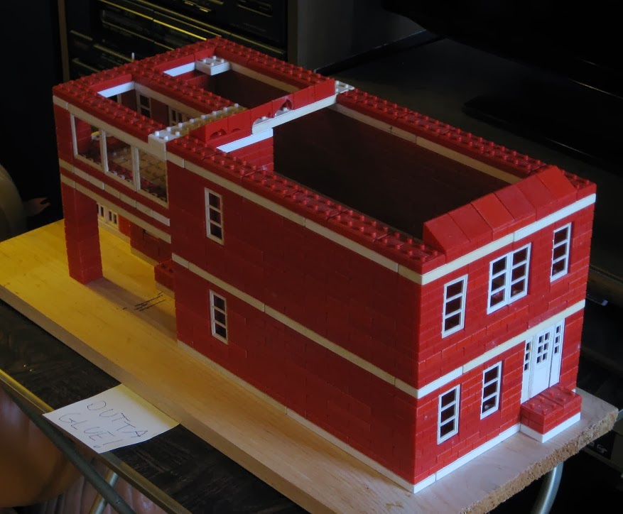 Jim's Junk!: Growing up with American Plastic Bricks: Coming full circle.