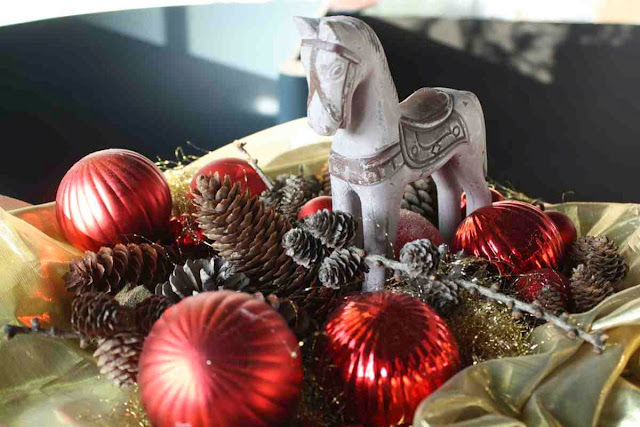 Weihnachtliches Dekor bei Brunnauers im Magazin in Salzburg © Copyright Monika Fuchs, TravelWorldOnline