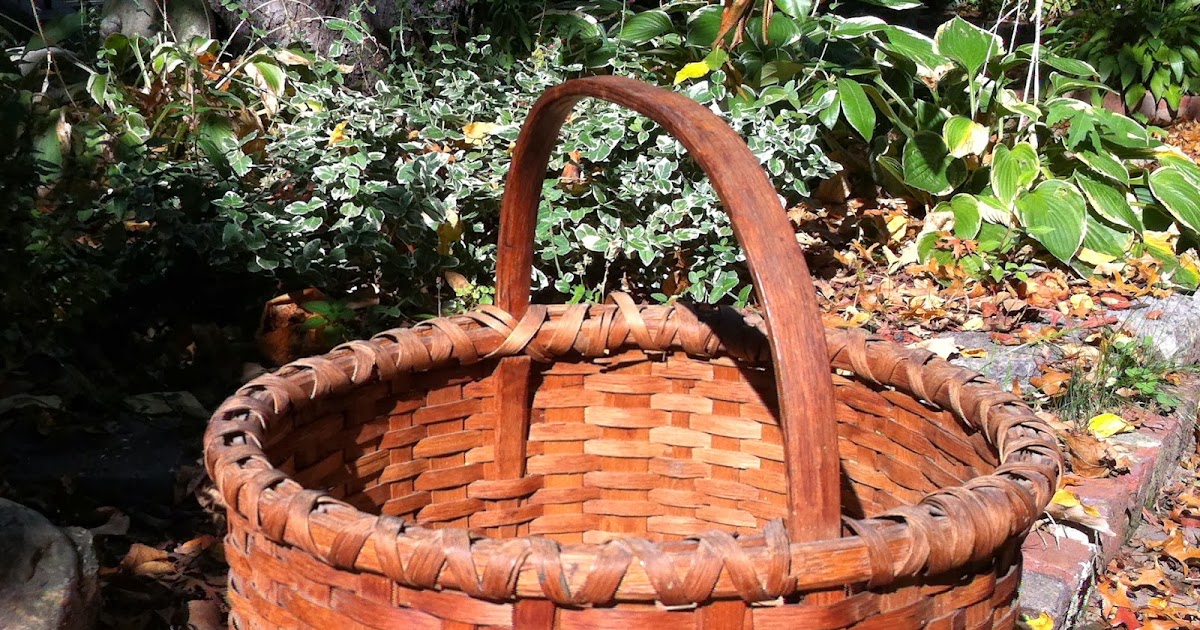 Wunderful Things 1800's Northeast Native American Black Ash Splint Basket