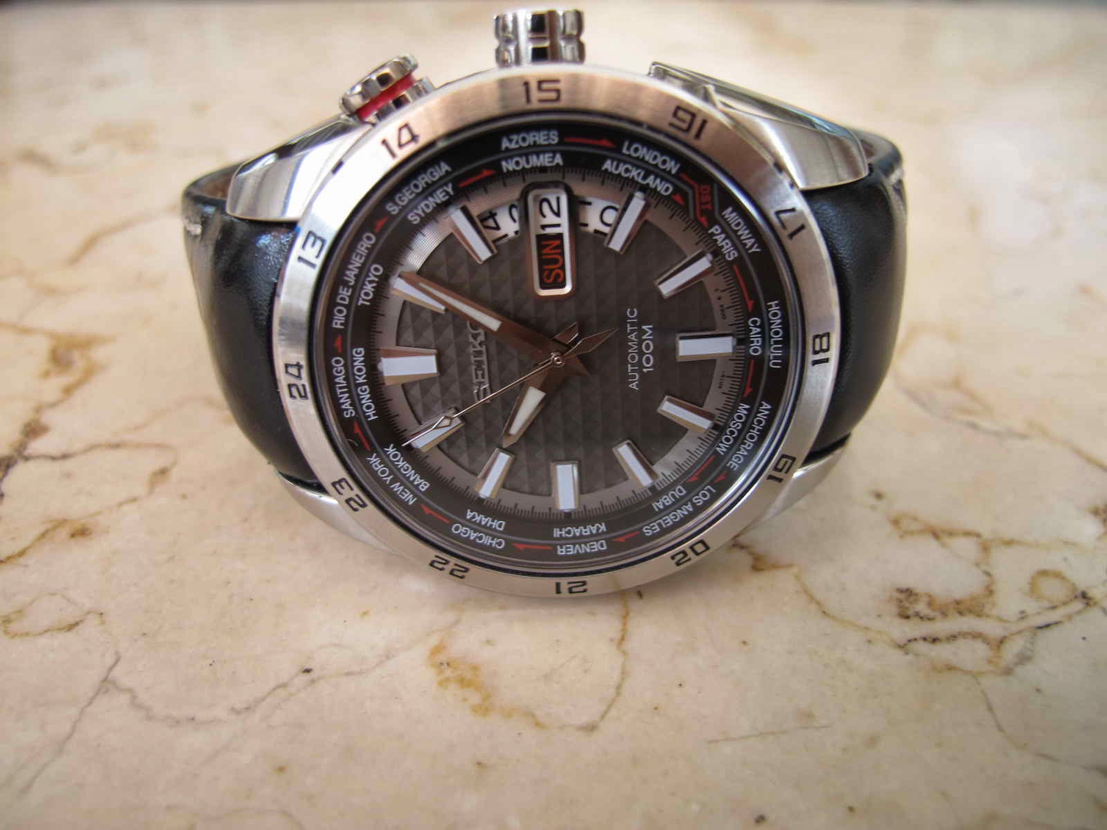 Maximuswatches Jual Beli Jam Tangan Second Baru Original Koleksi Jam Kondisi jam SEIKO WORLDTIME ini SUPERB Saat ini sudah susah ditemukan Seiko Worldtime automatic seperti ini Bolehlah Anda cek ke toko sebelah