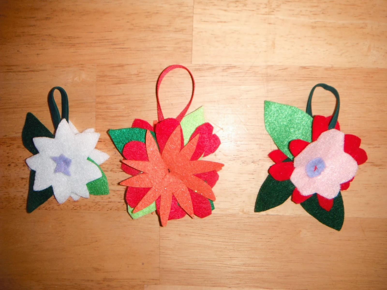Happy Occidents DIY Felt Flower Ornaments