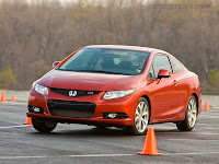 Honda-Civic-Si-Coupe-2012-09.jpg