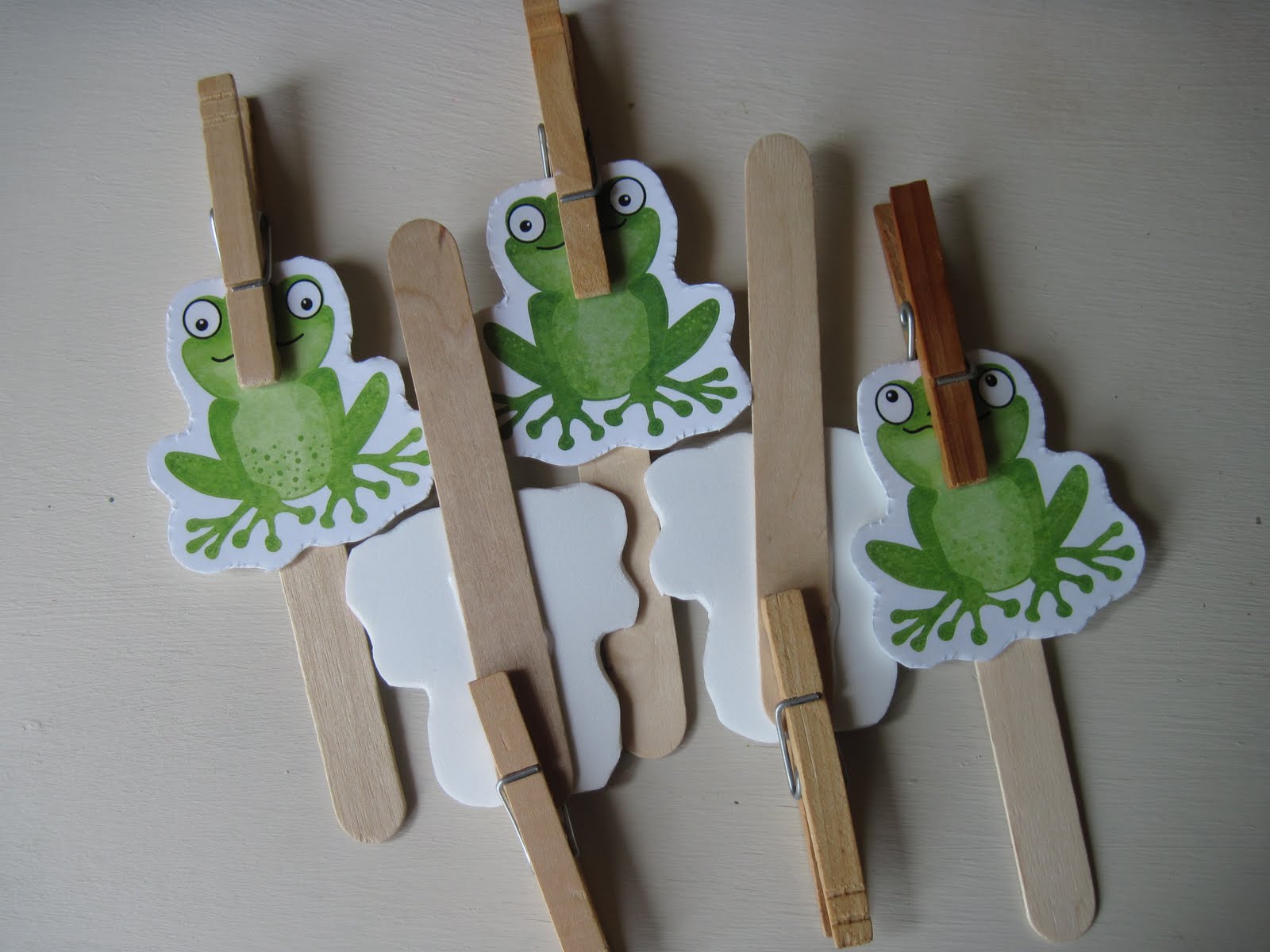 Kids Matter Tuesday Teachings Five Green and Speckled Frogs