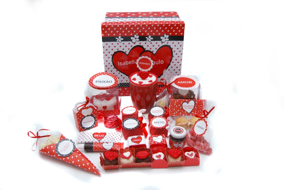 CESTA PERSONALIZADA DIADOS NAMORADOS R$ 320,00 CESTA PERSONALIZADA DIADOS NAMORADOS R$ 320,00