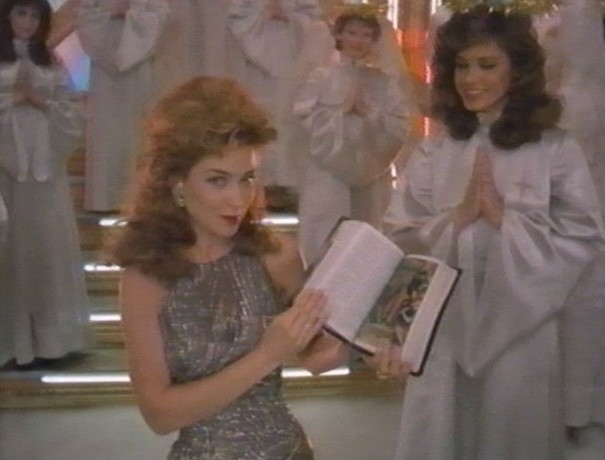In order to emphasize how much money the sight of Annie Potts, ... In order to emphasize how much money the sight of Annie Potts, ...