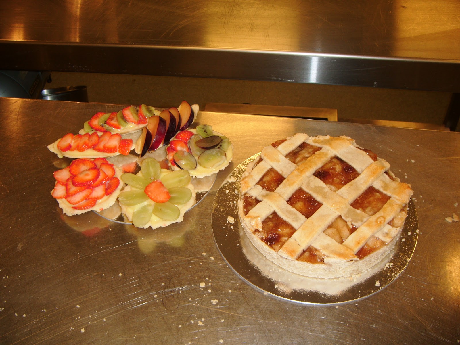 Cupcakes, Cake and Passion My First Pastry Class Dutch Apple Pie and