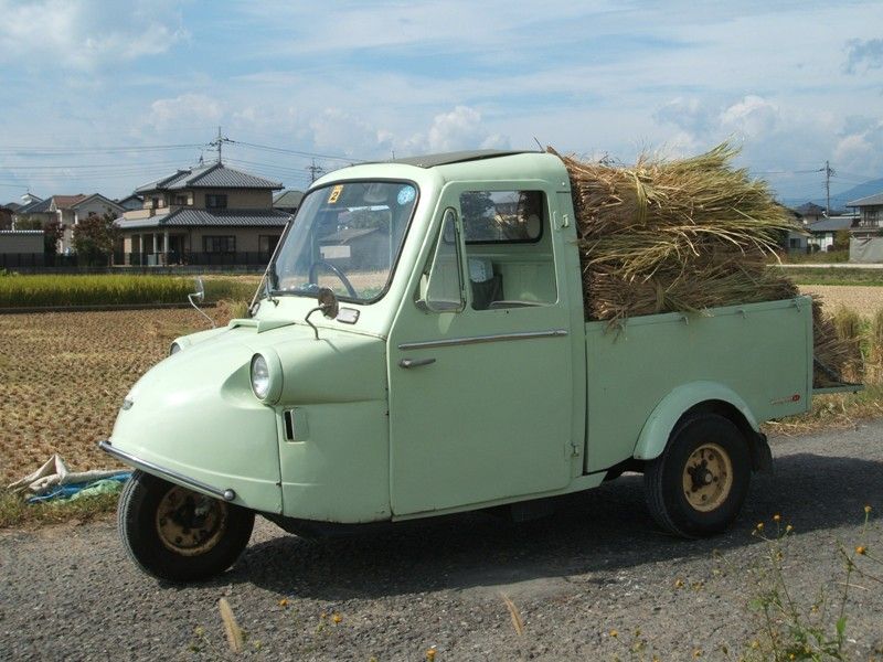 b0113_daihatsu_midget_01.jpg