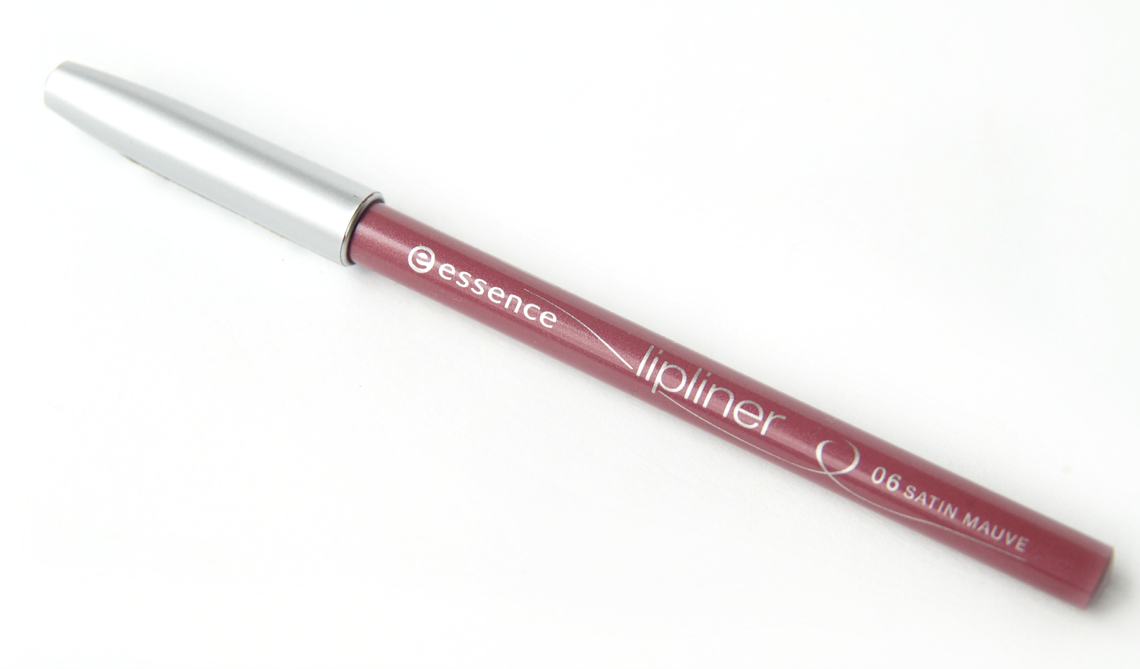 PiinkBeautyPrincess Review Essence lipliner 06 Satin Mauve (dupe!)