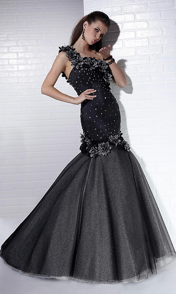 Black Dresses for Juniors Hairstyles And Fashion