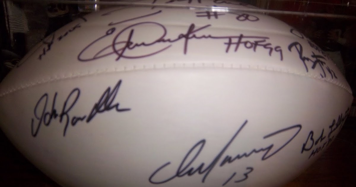 Sports Cards and Memories Awesome Autographs The Autograph Footballs