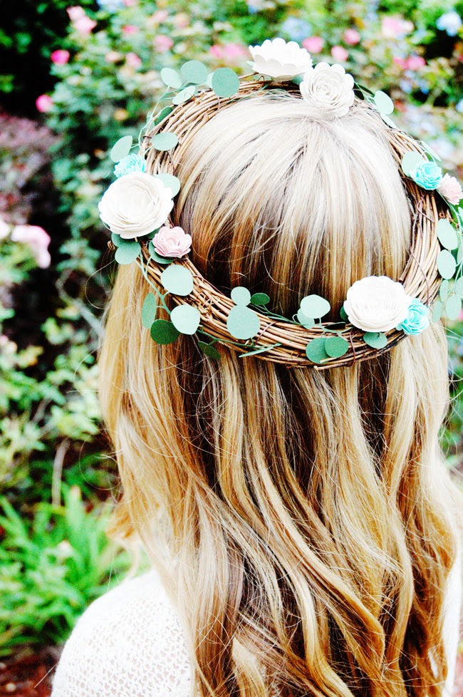 Pen + Paper Flowers CRAFT DIY Paper Floral Woodland Crown