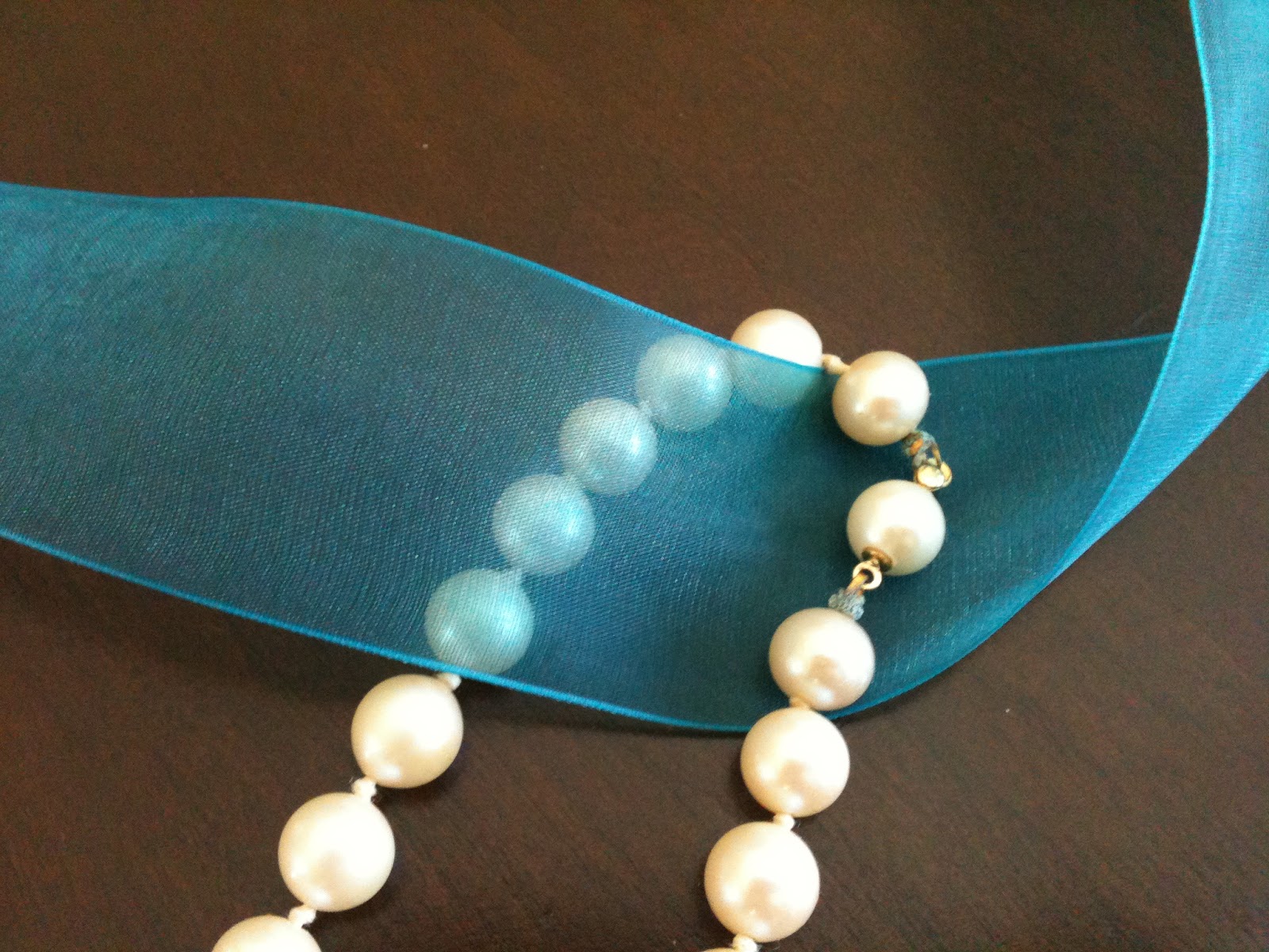 Holly Goes Lightly Pearl Necklace Update