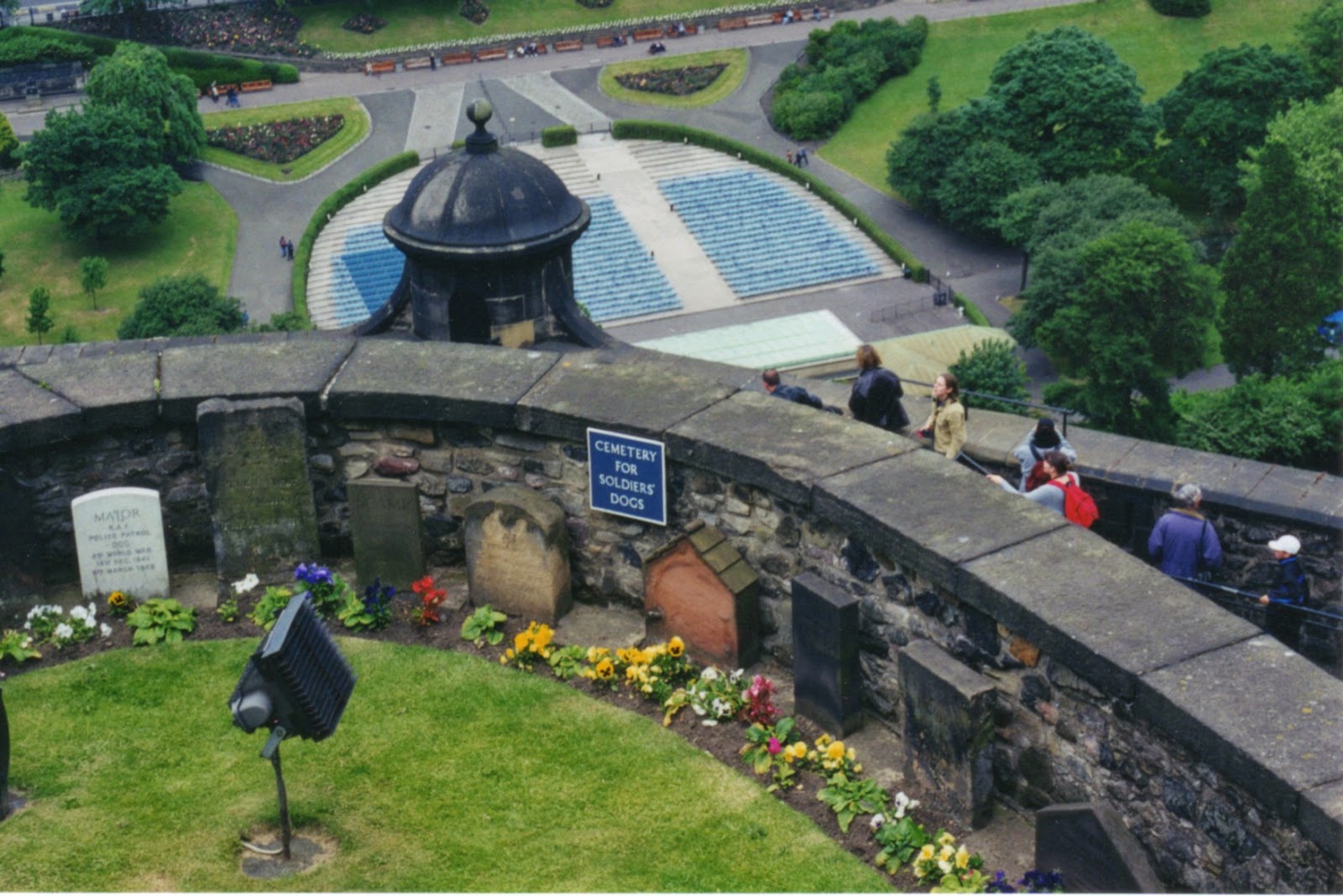 In My Life Wordless Wednesday Edinburgh Castle's Dog Cemetery