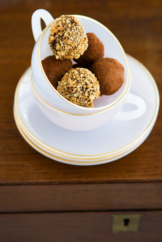 Homemade chocolate truffles Homemade chocolate truffles
