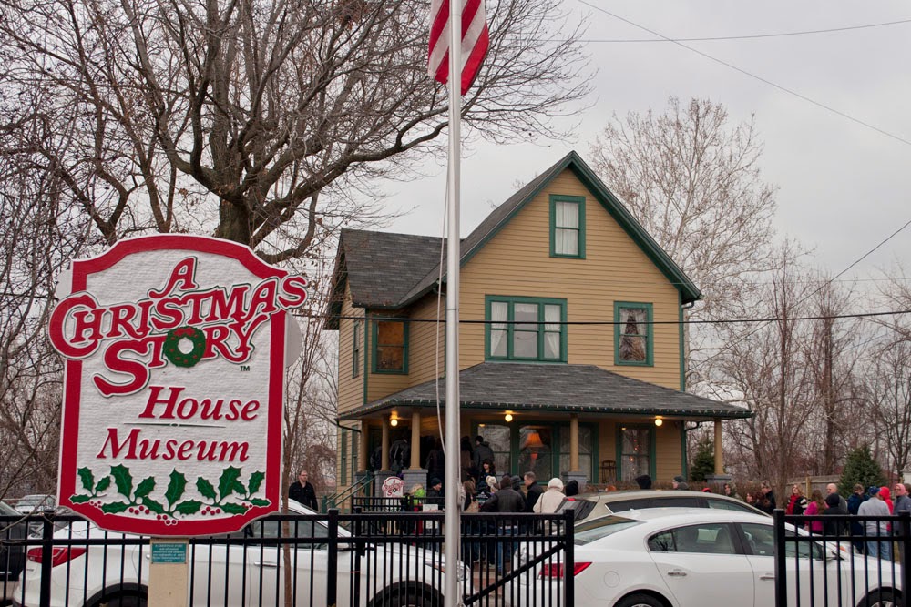 A christmas story house (cleveland) Thought and Sight Travel Blog: A Christmas Story House in Cleveland, Ohio