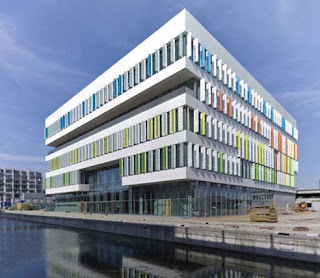 Orestad High School, Copenhagen - 7 Gedung Sekolah Berbentuk Unik di Dunia