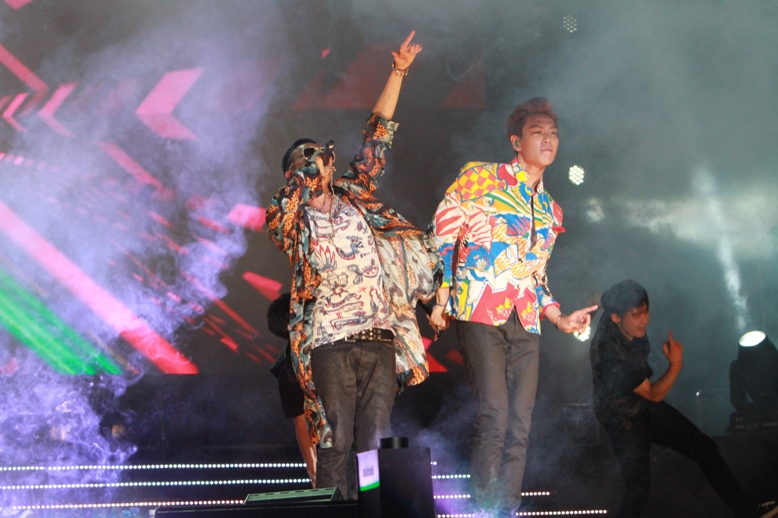 [Pics] GD&TOP y Seungri en el KMW Malaysia  Korean-Music-Wave-Malaysia-GD%2526TOP-Seungri-bigbangupdates+%25283%2529