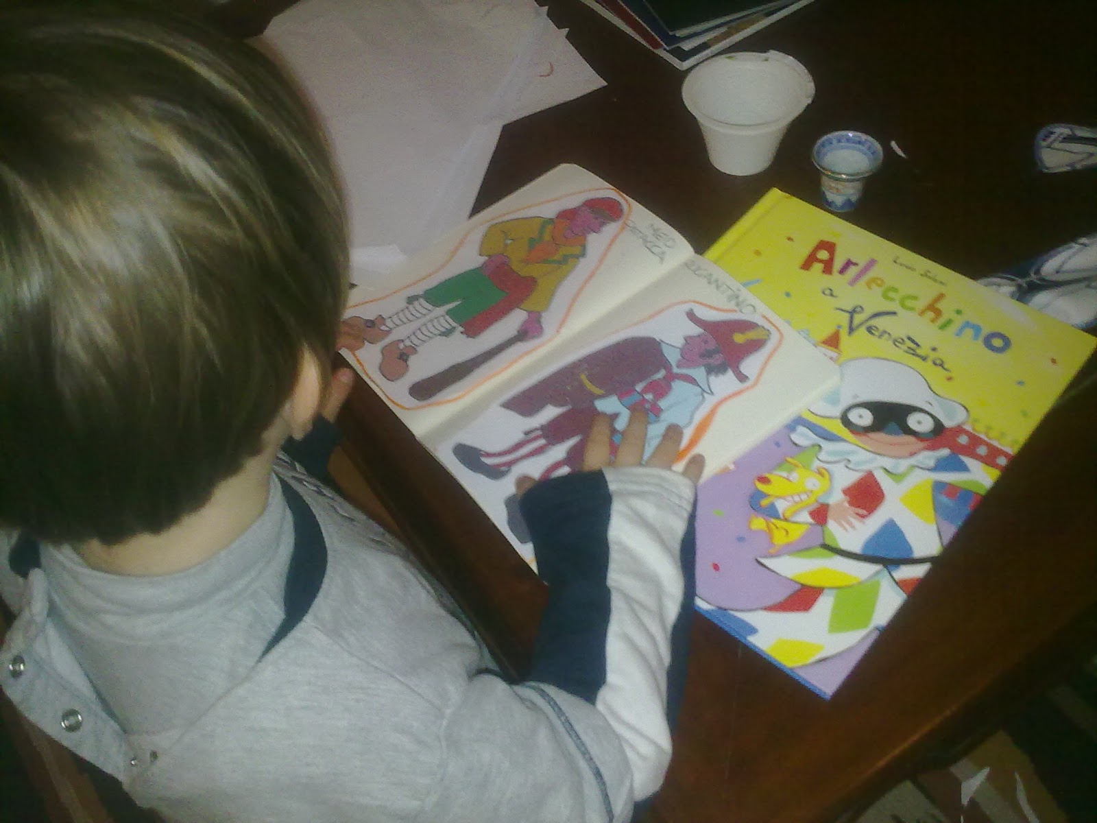 Di libri e libretti, di arlecchino, del carnevale, di nonni ... Creativo Filant Balcone