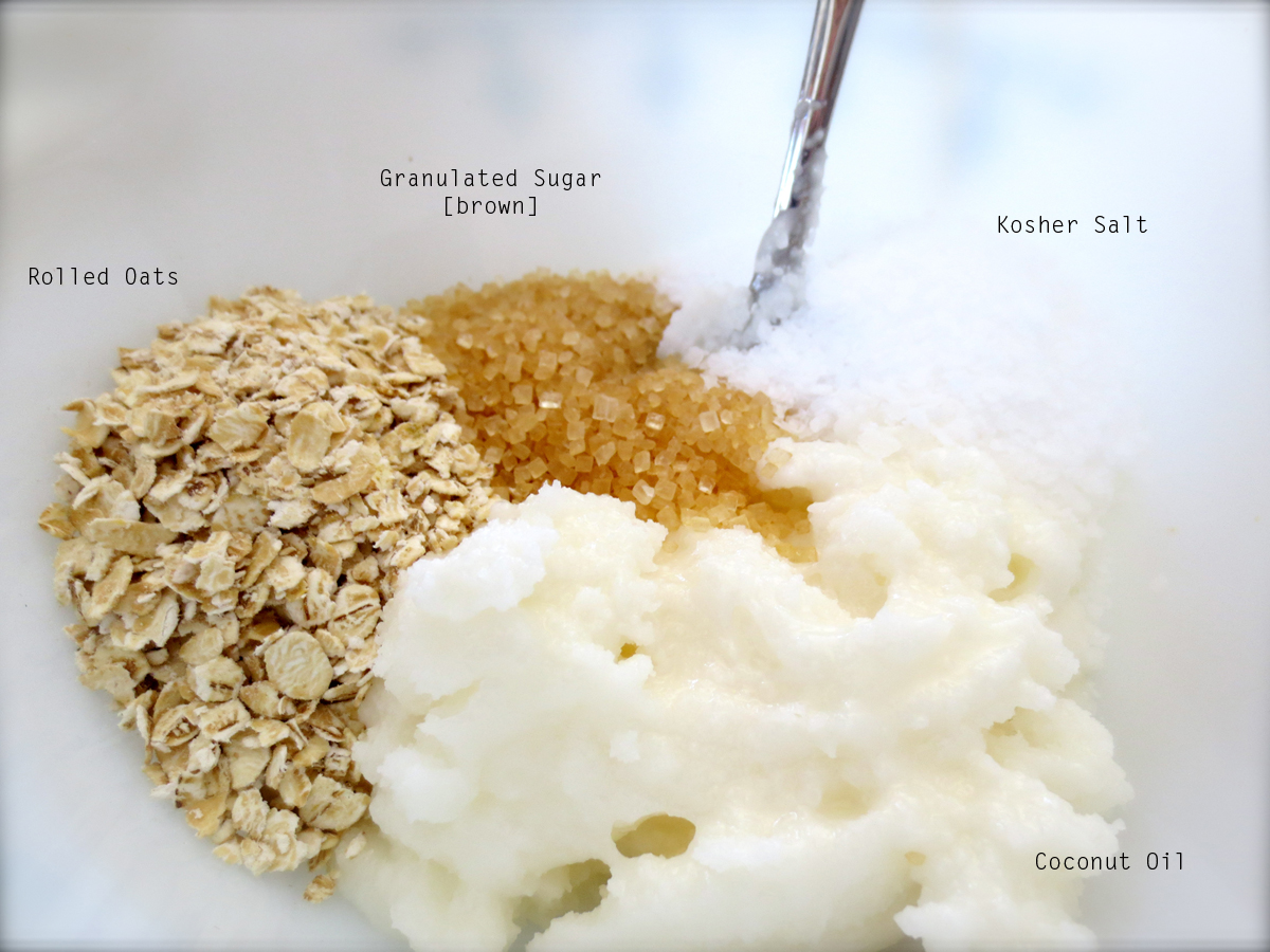 Blondespiration DIY Coconut Oil Body Scrub