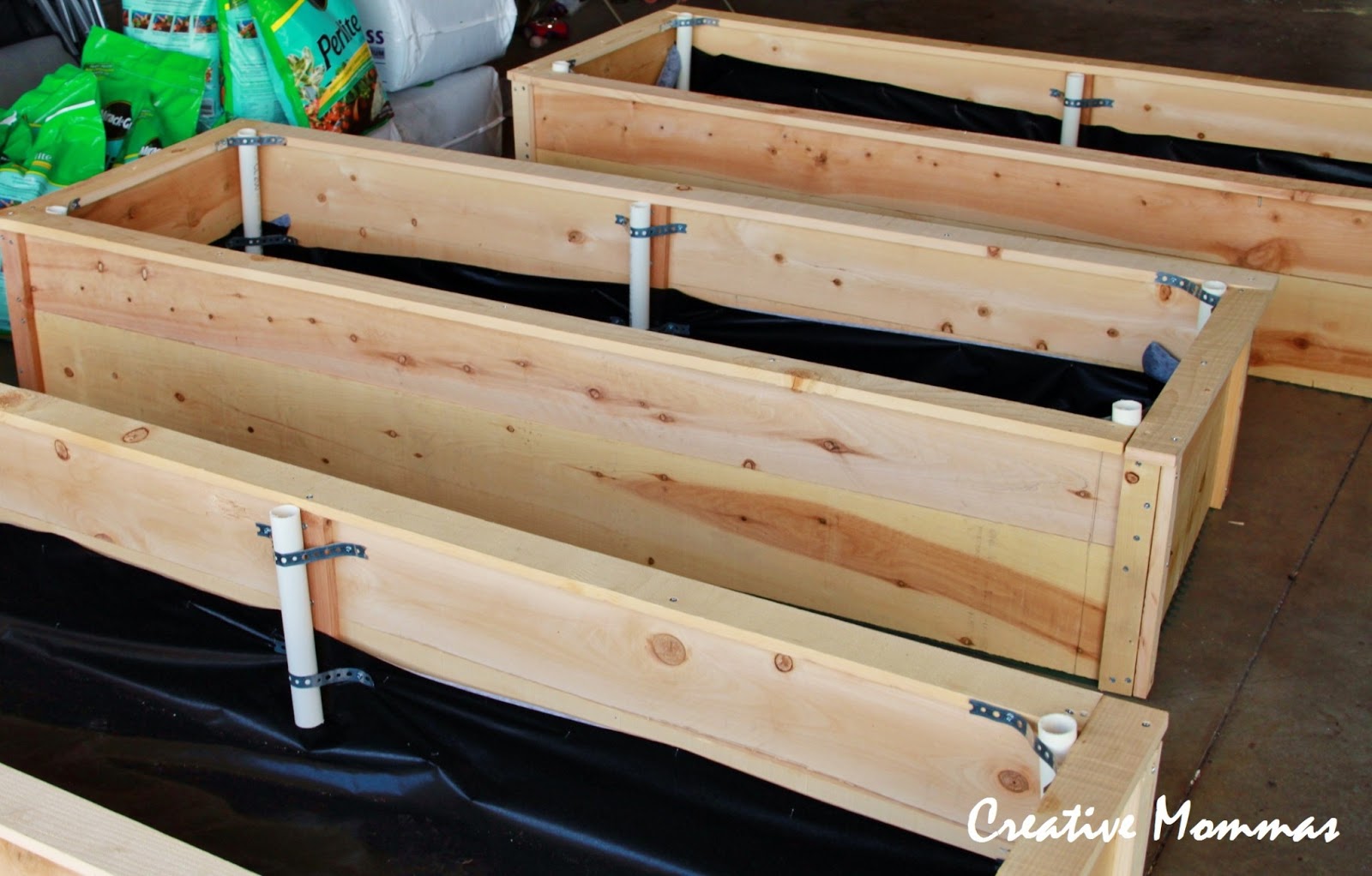 Creative Mommas Raised Garden Beds