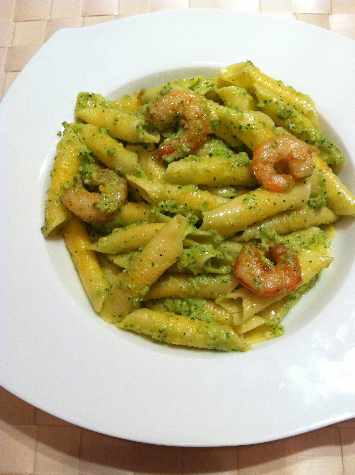 Pasta Academy Garganelli al pesto di zucchine e gamberetti